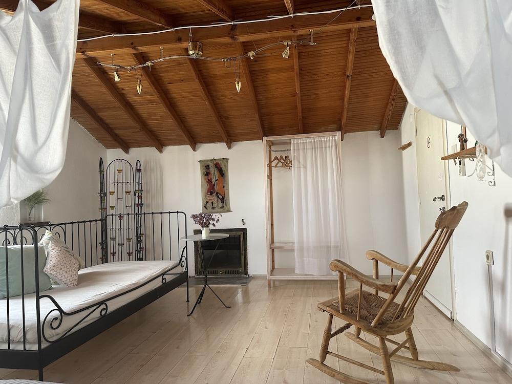 BEYAZ EV PANSIYON (ADULTS ONLY) — SEFERIHISAR — фотография отеля №23