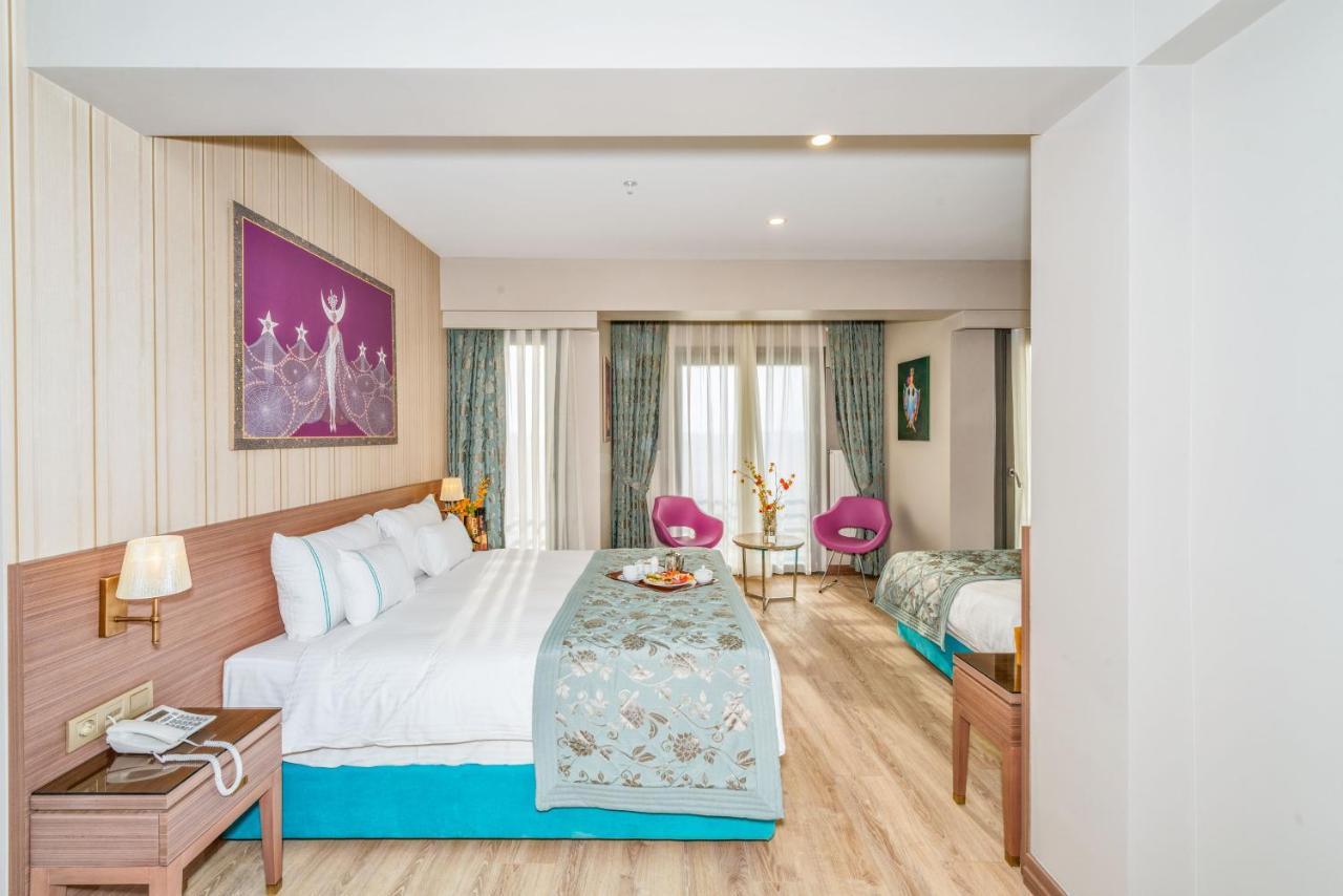 TAXIMIST HOTEL — ISTANBUL