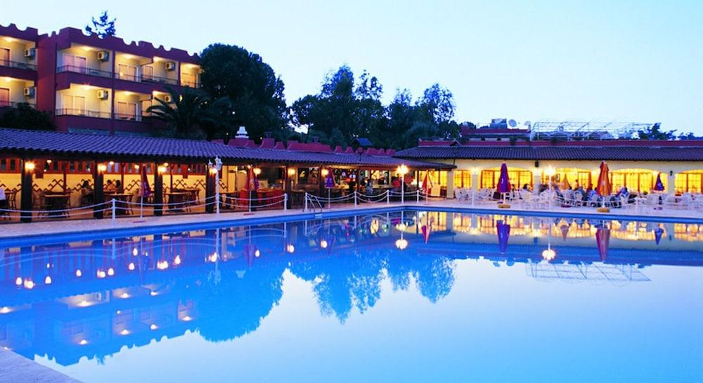 PIGALE BEACH RESORT — KUSADASI — фотография отеля №13