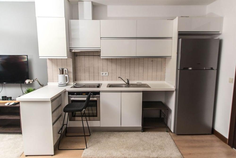DUMANKAYA IKON 33 FLOOR 1 BEDROOM A — ISTANBUL — fotografie hotel nr. 2