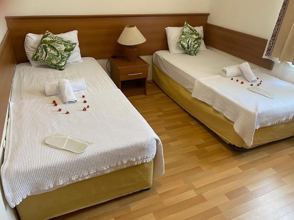 FELICITY HOTEL & BUNGALOWS — CAMYUVA — fotografie hotel nr. 13