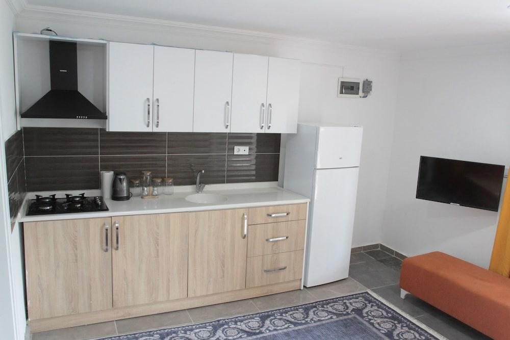 HILLSIDE APART HOUSE — SIDE — fotografie hotel nr. 17