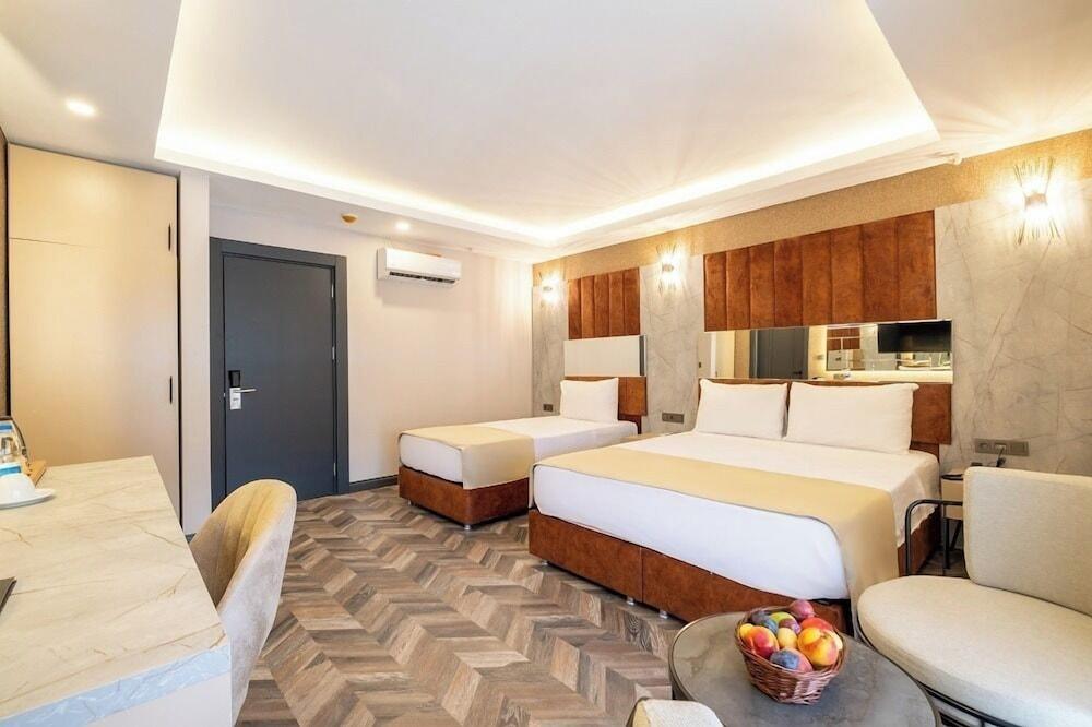 216 STAR SUITE — ISTANBUL