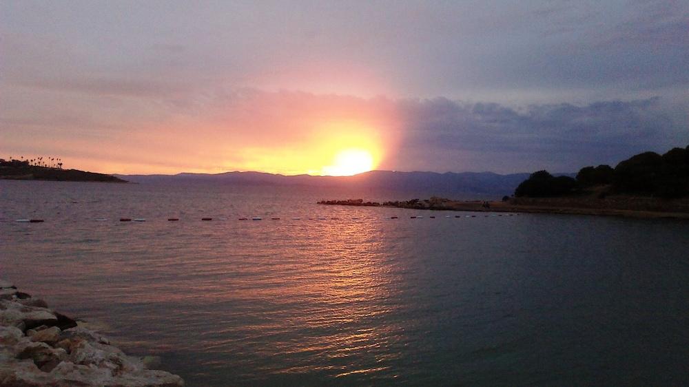 KERMAN HOTEL — CESME