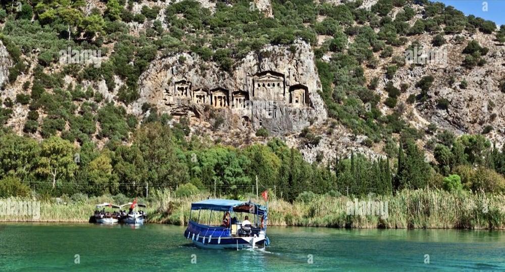 STYLISH GROUND FLOOR 3-BED APARTMENT IN DALYAN — DALYAN — fotografie hotel nr. 14