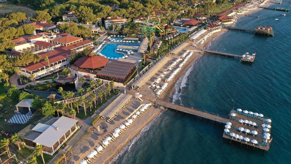 CRYSTAL FLORA BEACH RESORT — KEMER