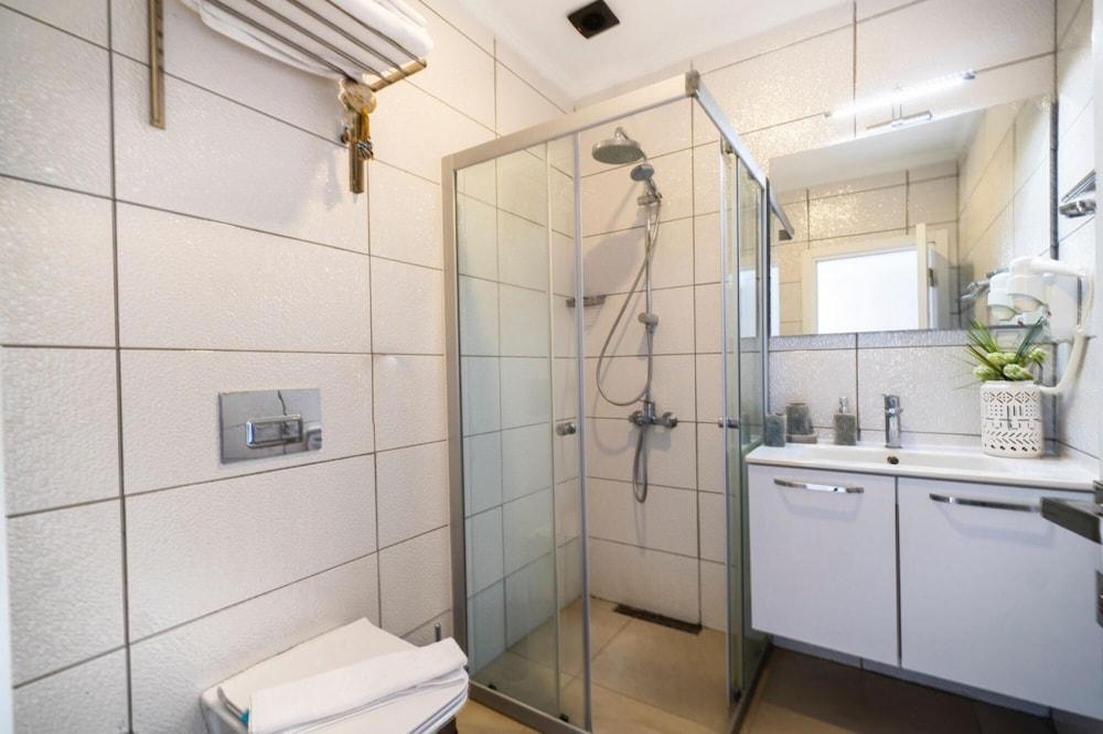 SEAFRONT FLAT WITH EXCELLENT SEA VIEW IN BODRUM — BODRUM — фотография отеля №26