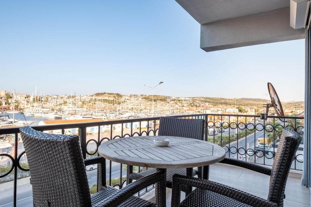 FLAT W SEA VIEW BALCONY 3 MIN TO CESME MARINA — CESME — fotografie hotel nr. 10