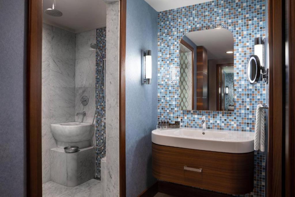 RENAISSANCE IZMIR HOTEL — IZMIR — фотография отеля №12