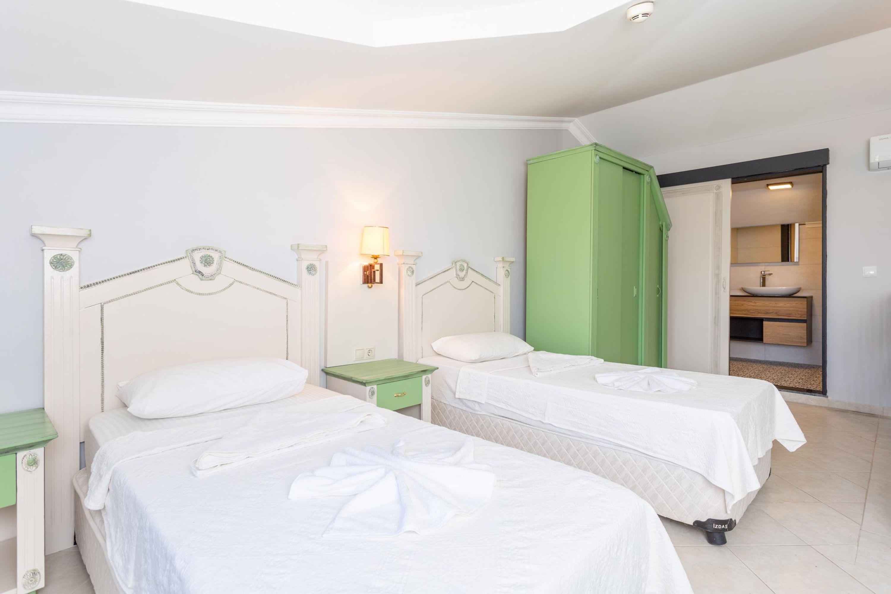VILLA KELEBEK PARADISE: PRIVATE POOL, A/C, WIFI, CAR NOT REQUIRED, ECO-FRIENDLY - 2234 — DALYAN — фотография отеля №13