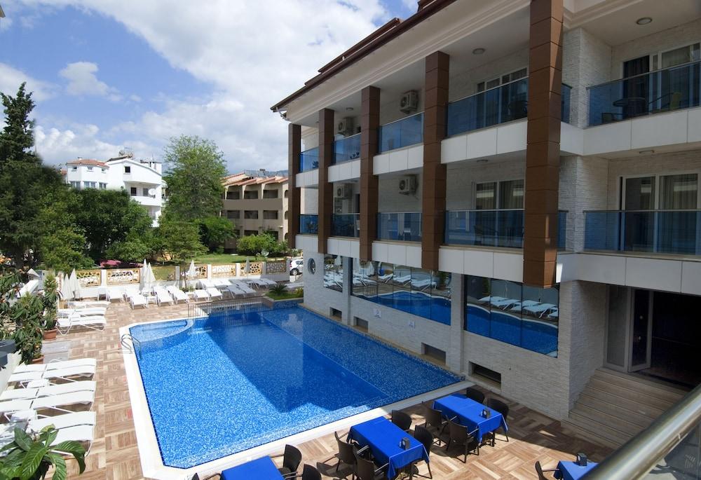 SUPREME MARMARIS HOTEL — MARMARIS