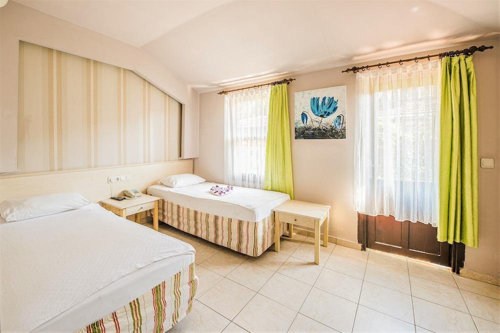 LEDA BEACH HOTEL — SIDE — fotografie hotel nr. 16
