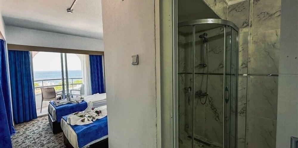 HOTEL ALBORA — KUSADASI — фотография отеля №6
