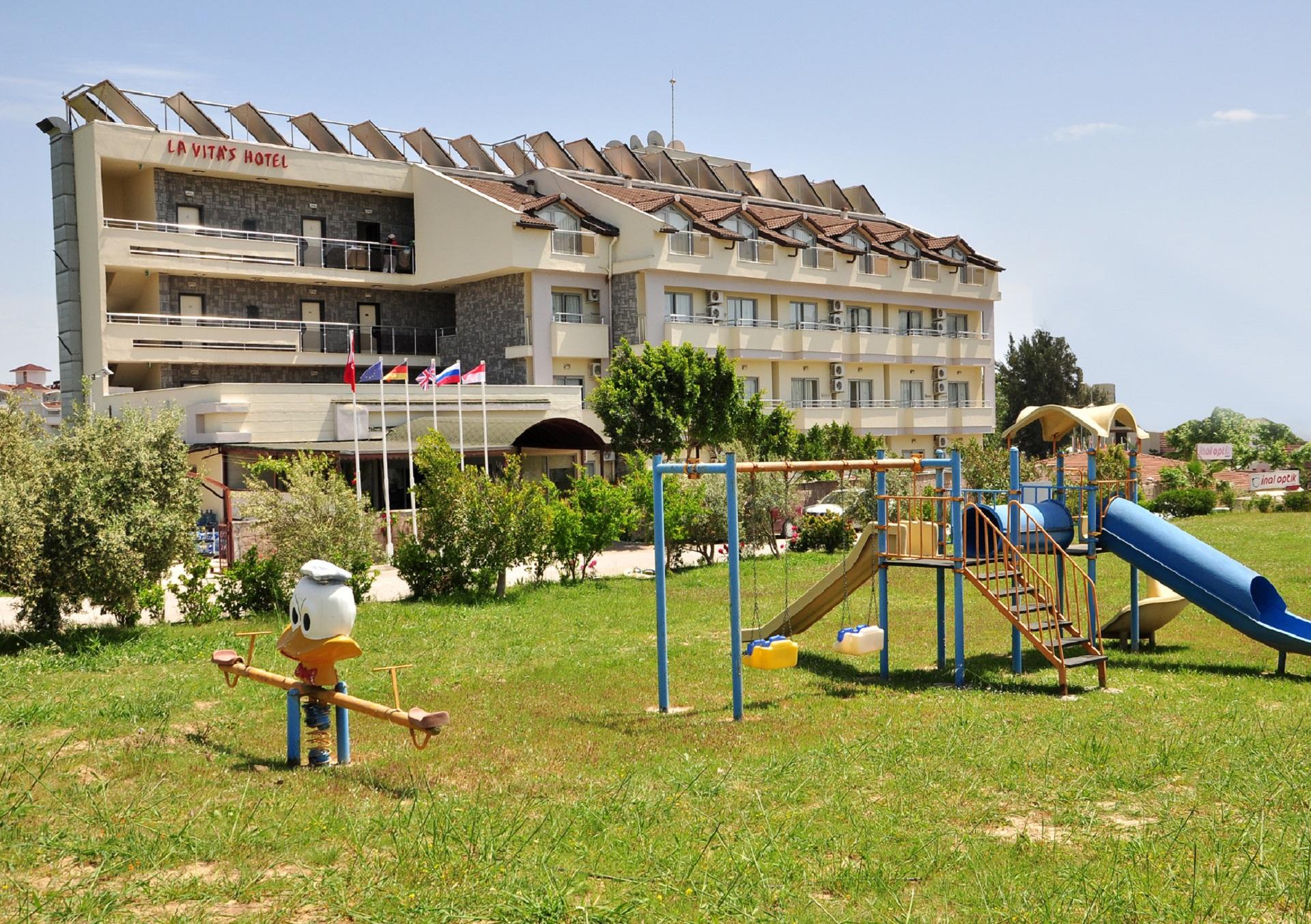 LAVITAS HOTEL — SIDE — fotografie hotel nr. 16