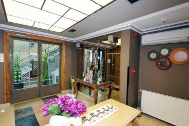 COLLAGE CIHANGIR 33 — ISTANBUL — fotografie hotel nr. 4