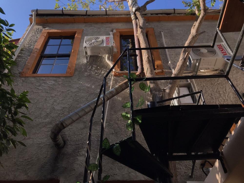 TITAN HOUSE HOSTEL — IZMIR — fotografie hotel nr. 12