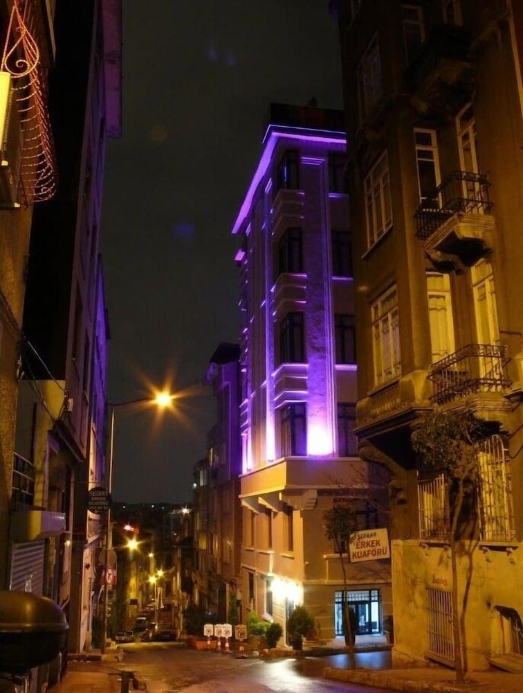 AR SUITES TAKSIM — ISTANBUL