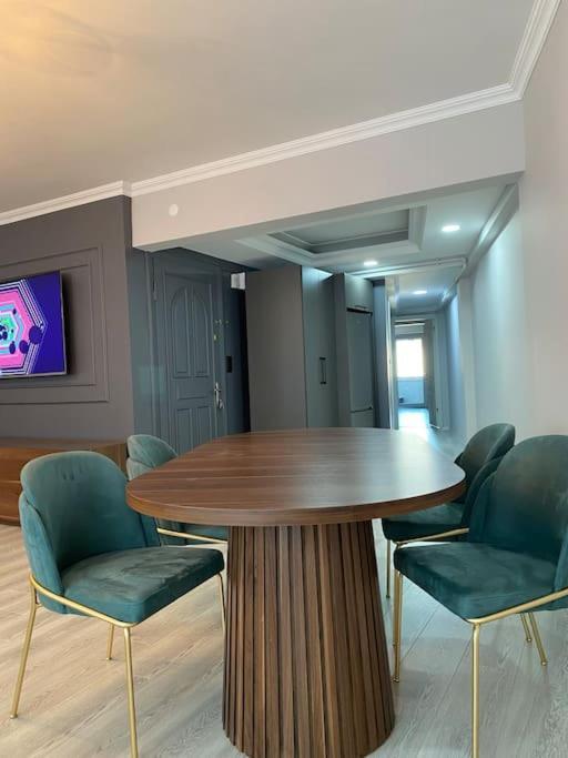 WHOLE APARTMENT AT THE HEART OF SISLI NISANTASI K — ISTANBUL — фотография отеля №14