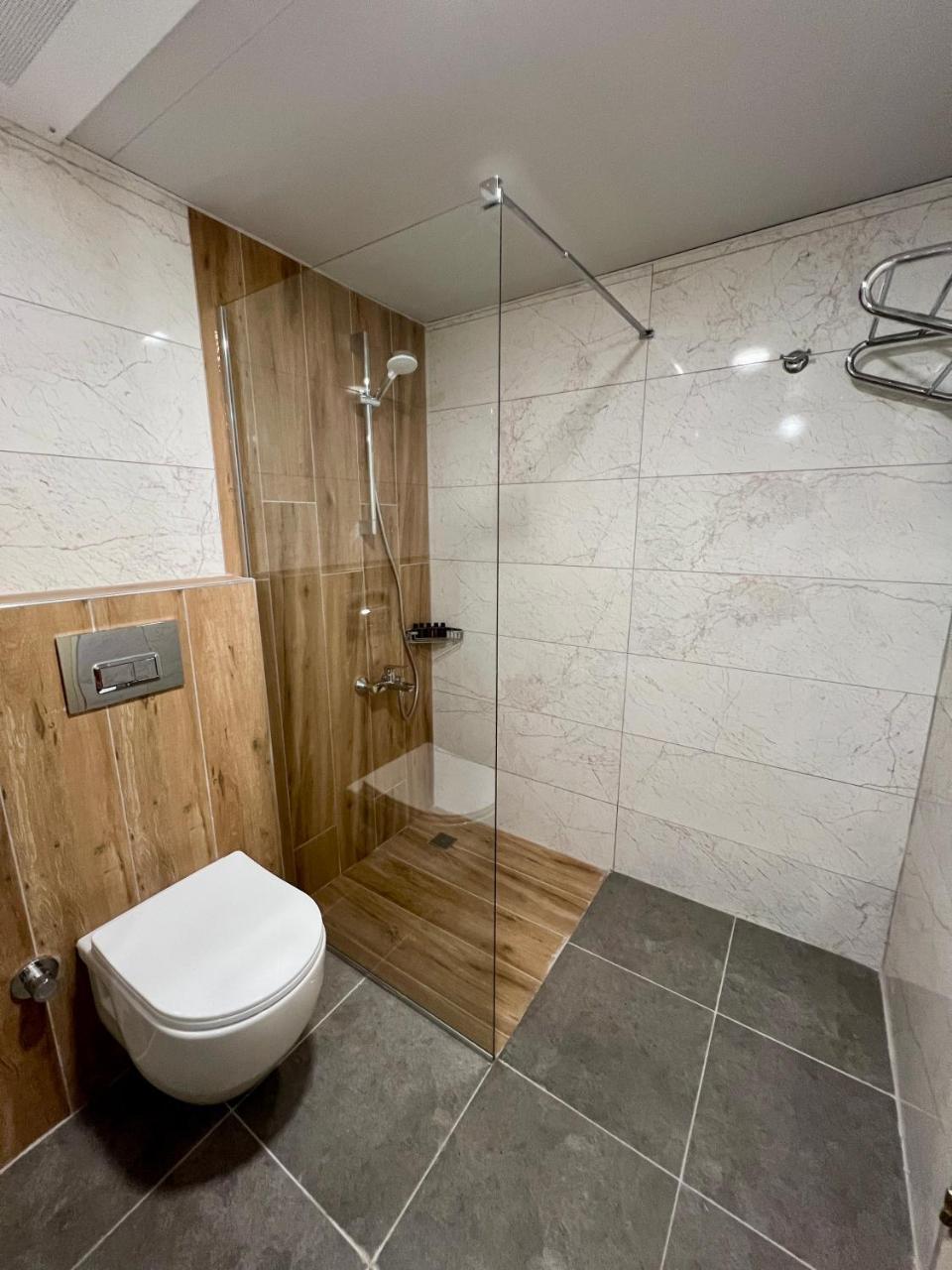 LEMAS SUITE HOTEL — SIDE — фотография отеля №4