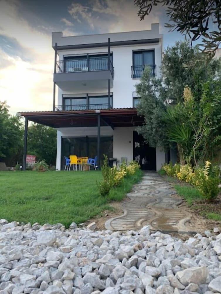 OZBEK APART OTEL — SEFERIHISAR — фотография отеля №10