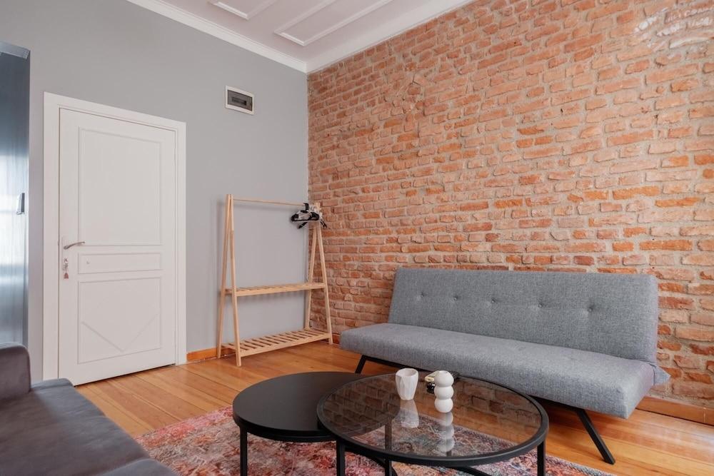 RUSTIC STONE FLAT 5 MIN TO TAKSIM SQUARE — ISTANBUL — fotografie hotel nr. 13