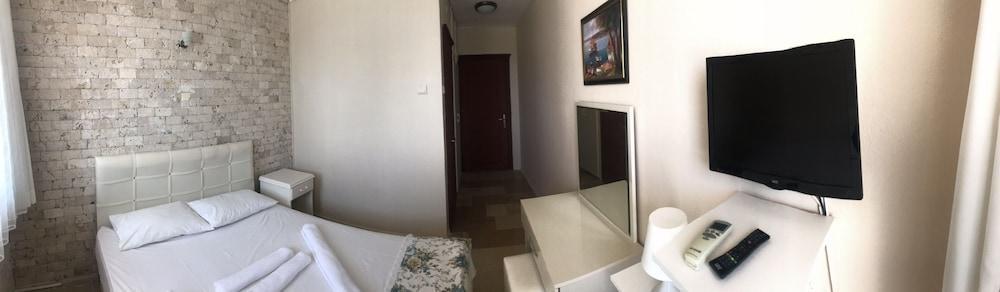 CIFLIKKOY GOLDEN BUTIK OTEL — CESME — фотография отеля №4