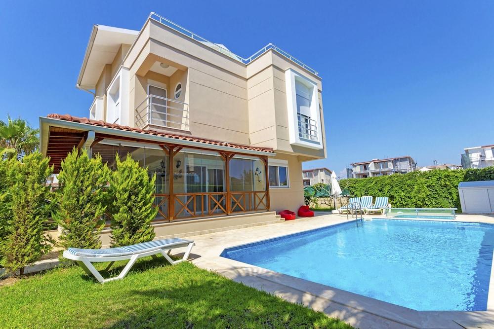 PARADISE TOWN - VILLA MARINA — BELEK