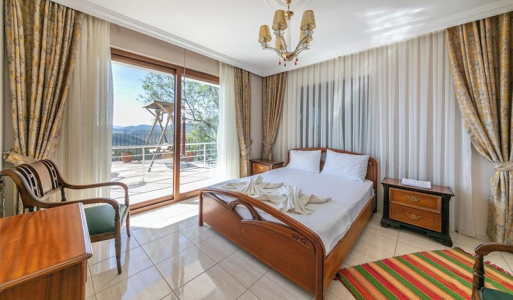 VILLA BADEMLI KOSK SOGUT BAY VIEW — MARMARIS