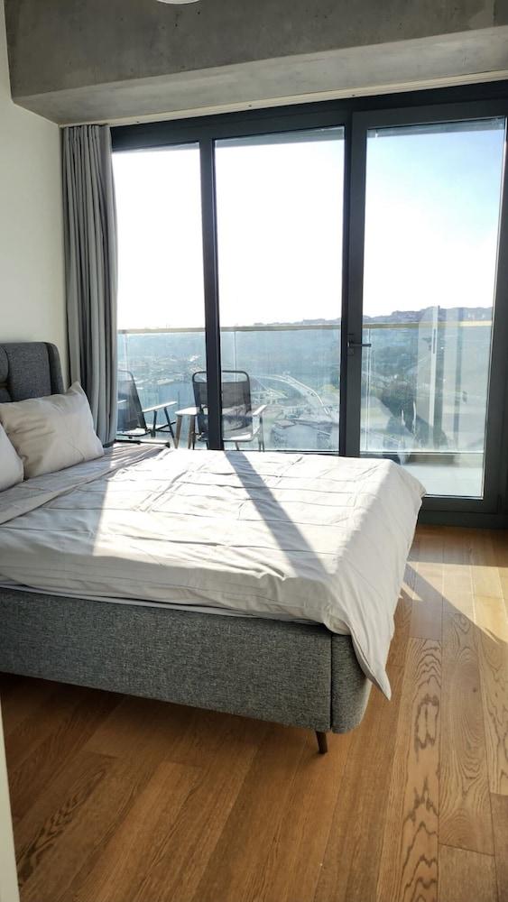 MODERN 2BED CONDO IN LUXURIOUS BUILDING — ISTANBUL — фотография отеля №2