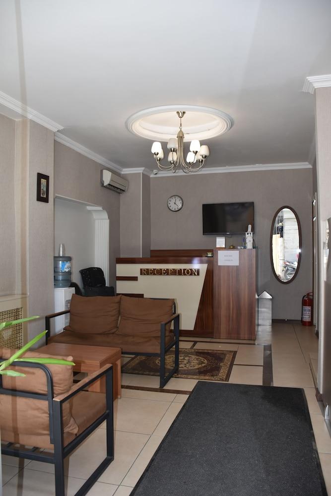 TAKSIM PALACE OTEL — ISTANBUL