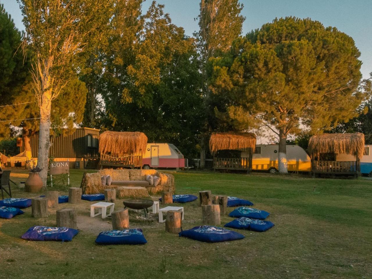 MONA GLAMPING CARAVAN SUITES — SEFERIHISAR — фотография отеля №11