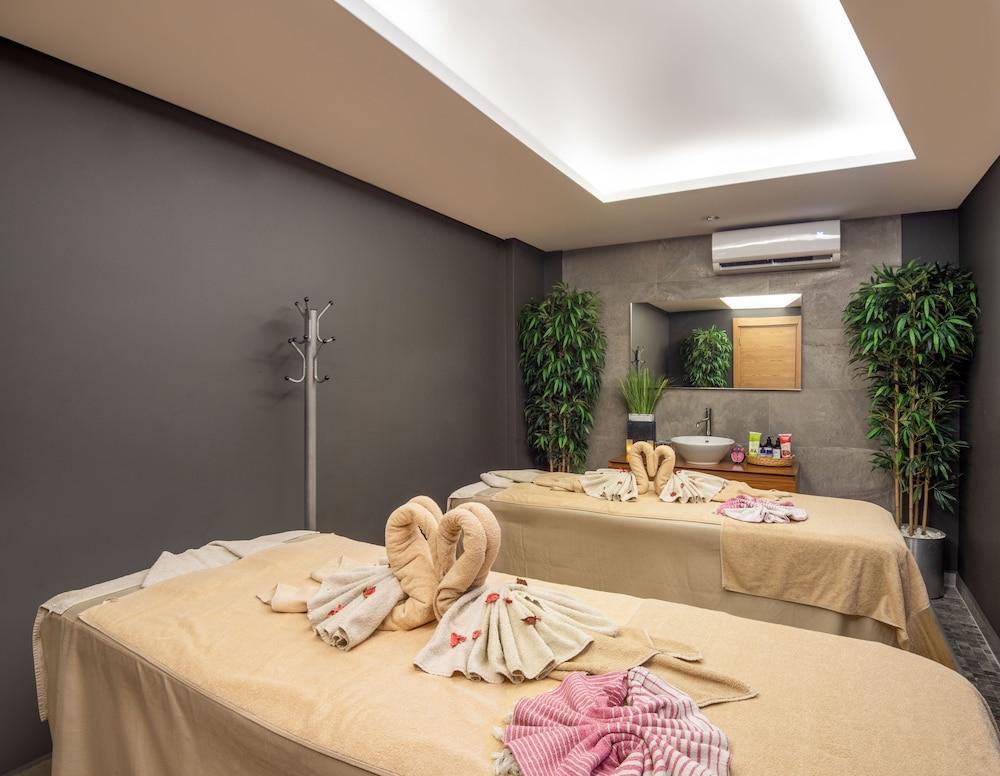 HOLIDAY INN ISTANBUL KADIKOY — ISTANBUL — fotografie hotel nr. 16