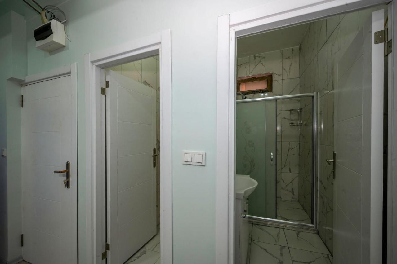 XALILA HOSTEL & CAFE LADIES ROOM (ADULTS ONLY) — ISTANBUL — фотография отеля №12