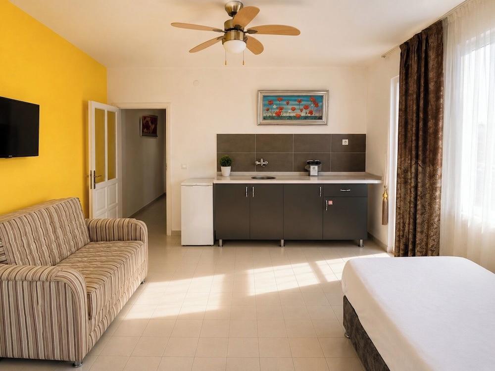 GOLD TWINS FAMILY BEACH HOTEL — MAHMUTLAR — фотография отеля №17