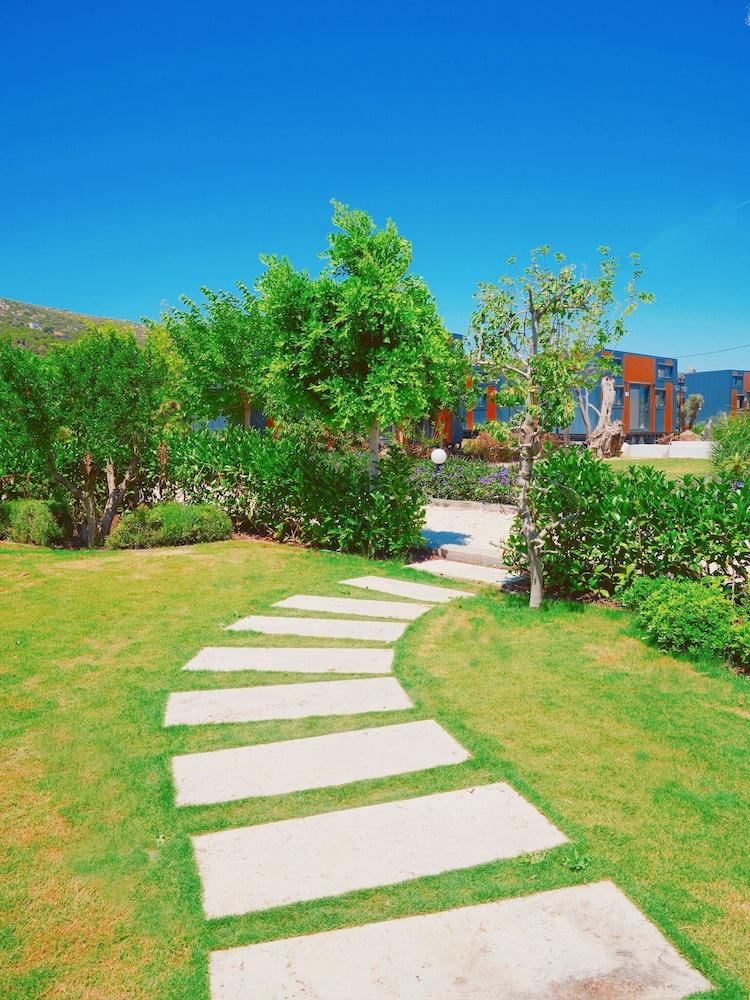FLU ALACATI TINY HOUSE OTEL — CESME — фотография отеля №30