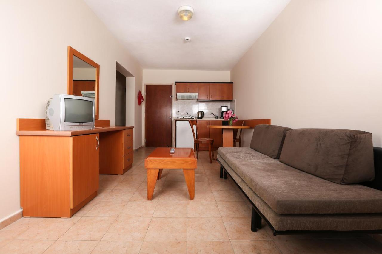 TUNTAS FAMILY SUITES KUSADASI — KUSADASI — fotografie hotel nr. 20
