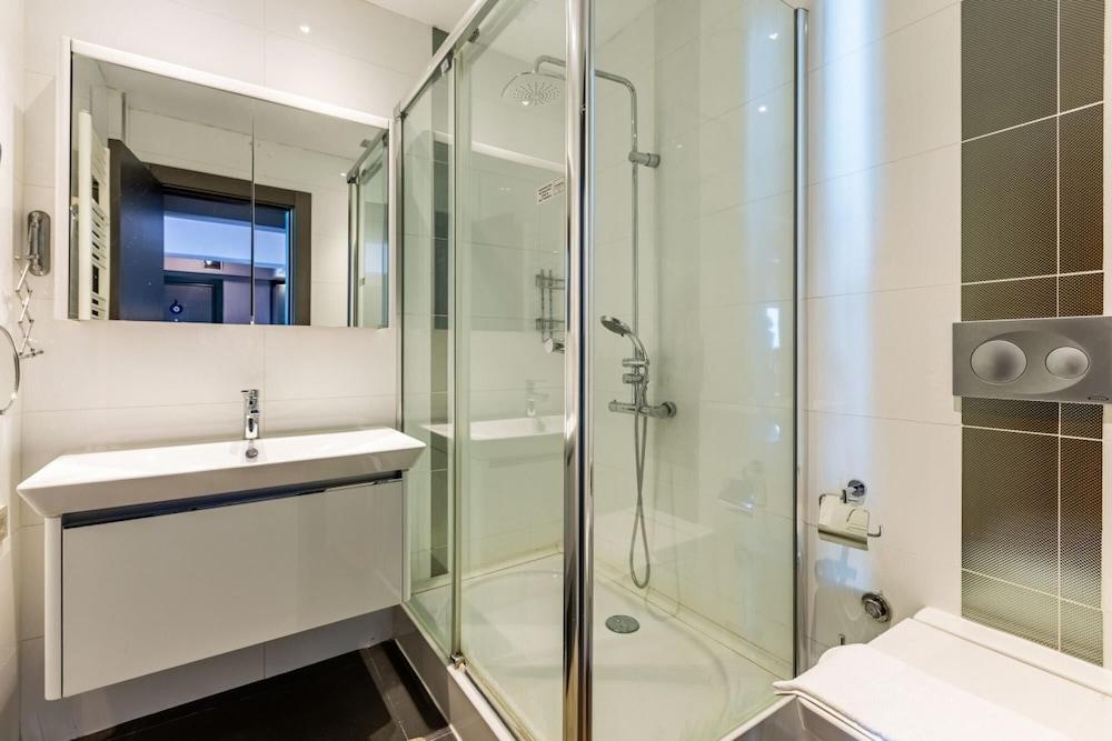 STYLISH APARTMENT WITH PANAROMIC VIEW IN BESIKTAS — ISTANBUL — fotografie hotel nr. 18
