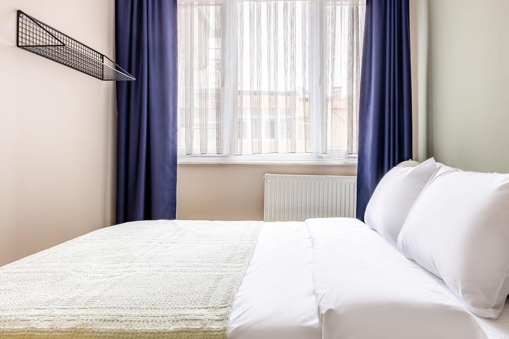 SLEEK FLAT CLOSE TO OSMANBEY METRO STATION — ISTANBUL — fotografie hotel nr. 20