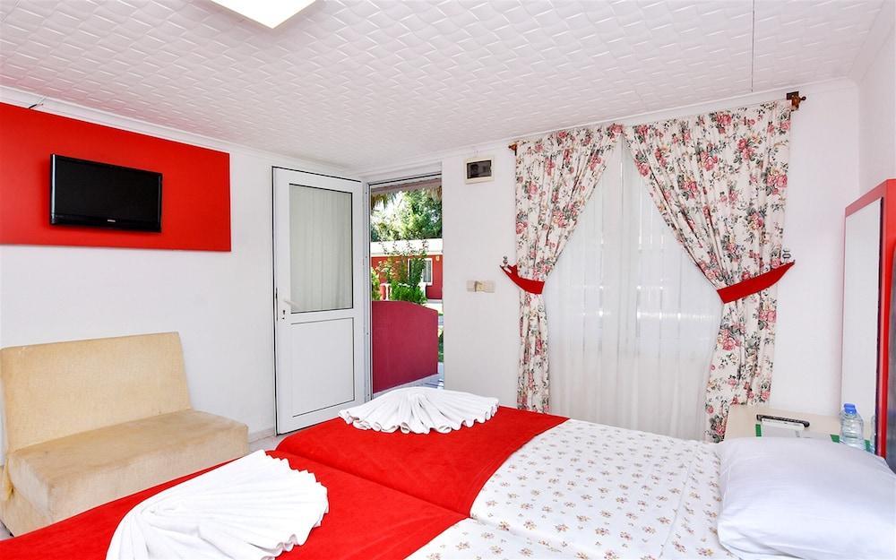 ALTINKUM BUNGALOW HOTEL — SIDE — фотография отеля №17