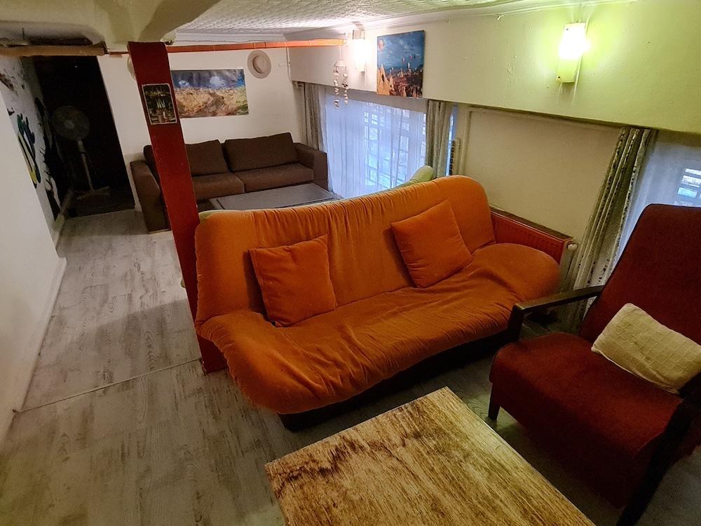 TAXIM HOSTEL (ADULTS ONLY) — ISTANBUL — fotografie hotel nr. 2