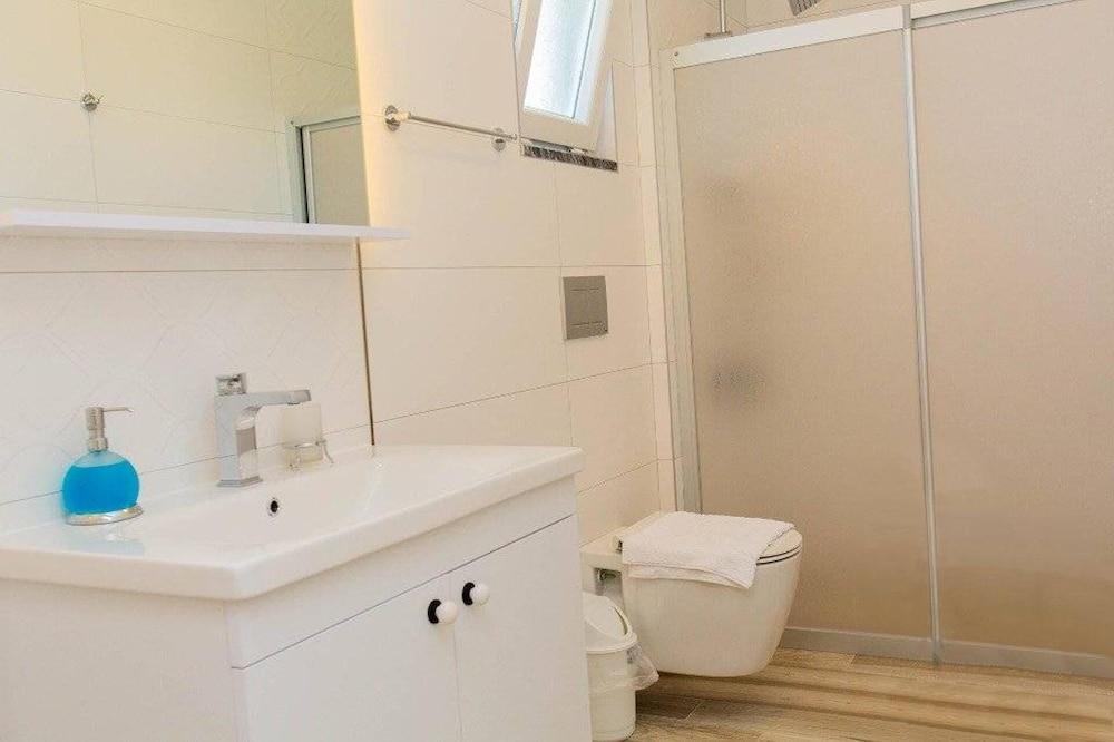 REMARKABLE 6-BED VILLA ZAMBAK DALYAN — DALYAN — fotografie hotel nr. 9