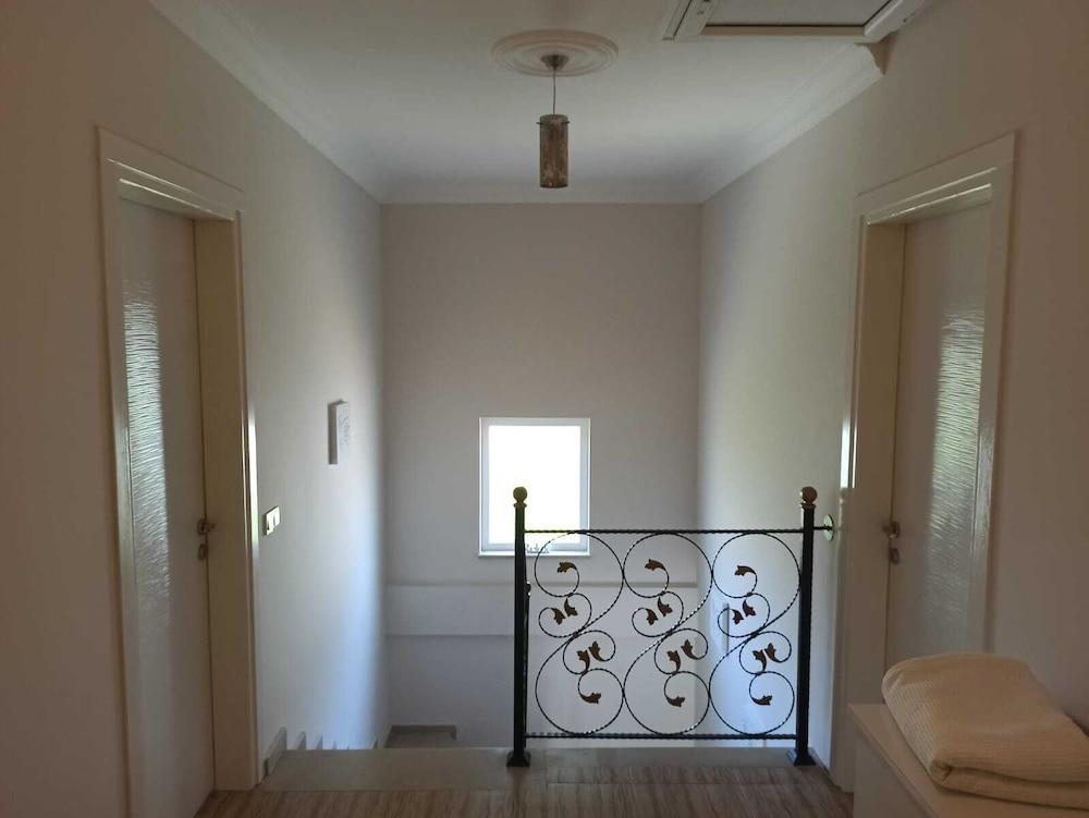 REMARKABLE 4-BED VILLA TASGIN 2 POOLS — DALYAN — fotografie hotel nr. 11
