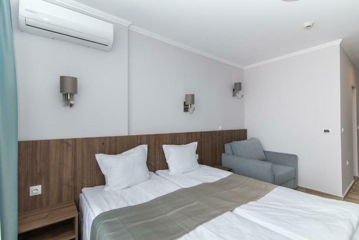CINEMA HOTEL — PRIMORSKO — fotografie hotel nr. 17