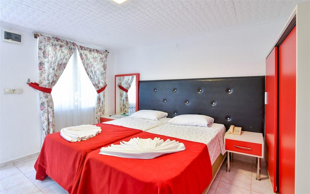 ALTINKUM BUNGALOW HOTEL — SIDE — фотография отеля №24