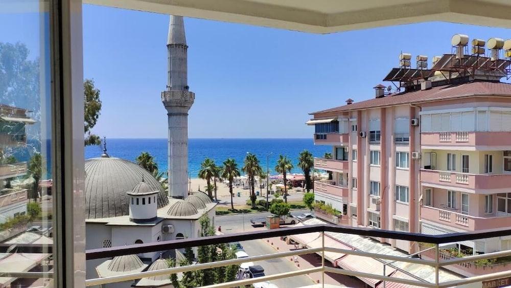 CLEOPATRA ADA APART HOTEL — ALANYA
