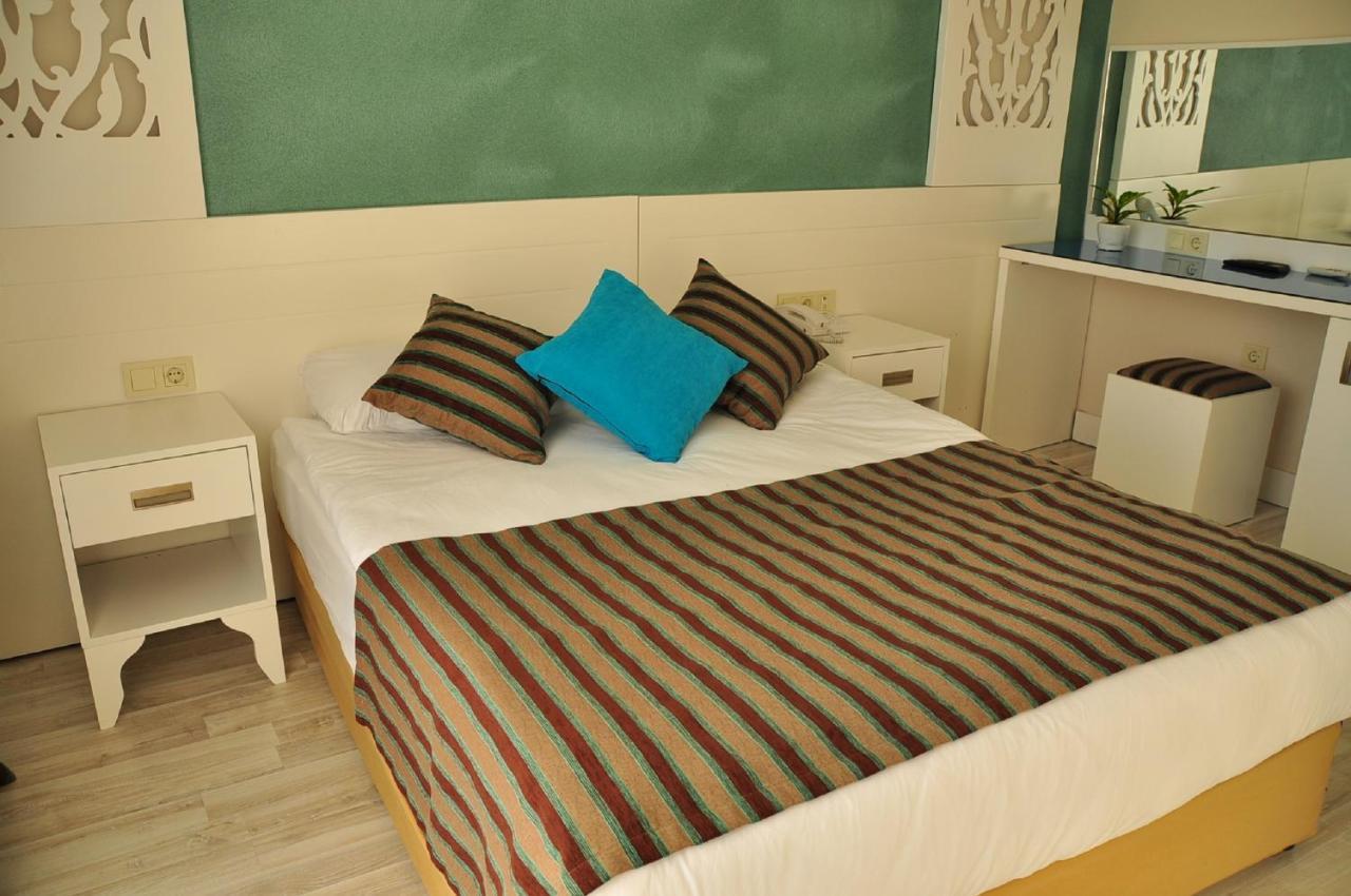 AURA BOUTIQUE HOTEL — SIDE — фотография отеля №4