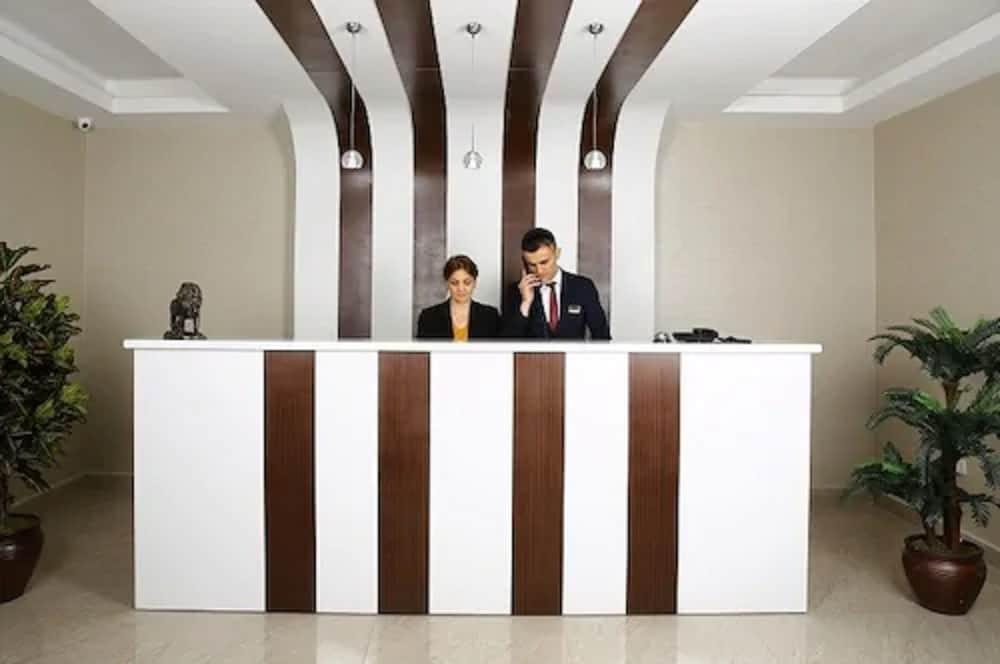 GOLDEN LOUNGE HOTEL — ISTANBUL