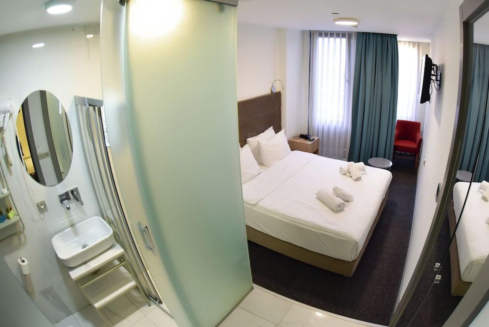 HOTEL V PLUS TAKSIM — ISTANBUL
