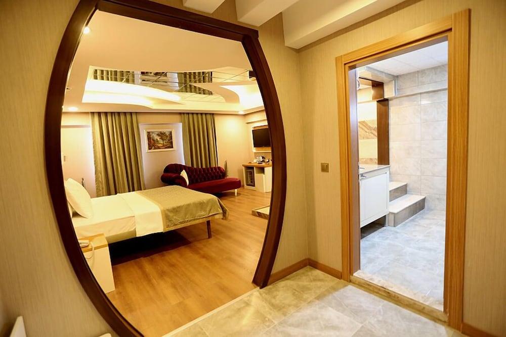 LIFE CORNER HOTEL — IZMIR — фотография отеля №12