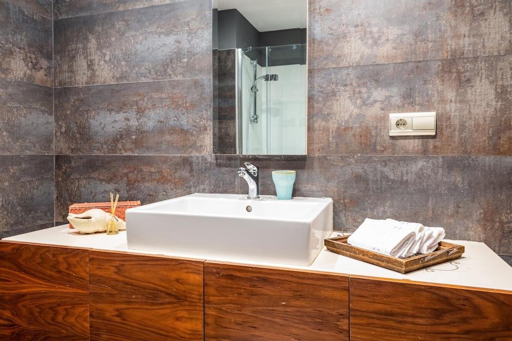 DUPLEX FLAT W PANORAMIC BOSPHORUS VIEW AND TERRACE — ISTANBUL — fotografie hotel nr. 31